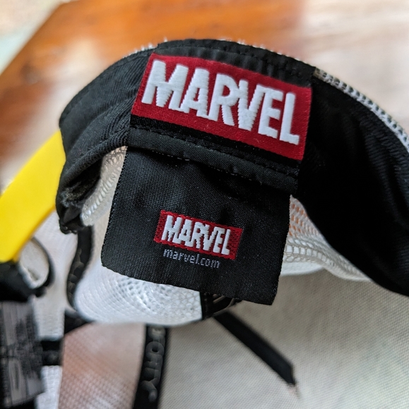 New Era RARE Iron Man Officially Licenced Trucker Cap - Picture 4 of 6